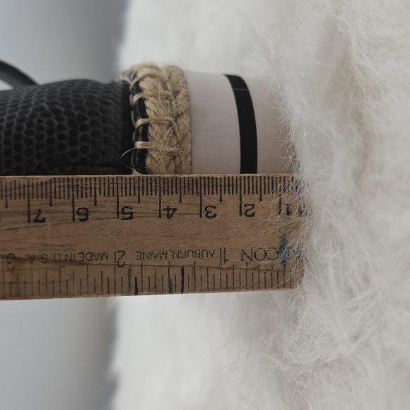 Jennifer Lopez Black Snakeskin Studed Espadrilles Size 7.5 - Picture 10 of 12